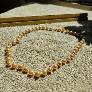 Beaded pearl necklace